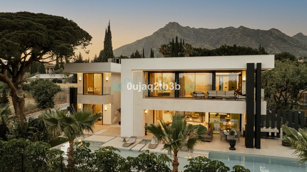Villa for sale in Nagüeles, Marbella Golden Mile