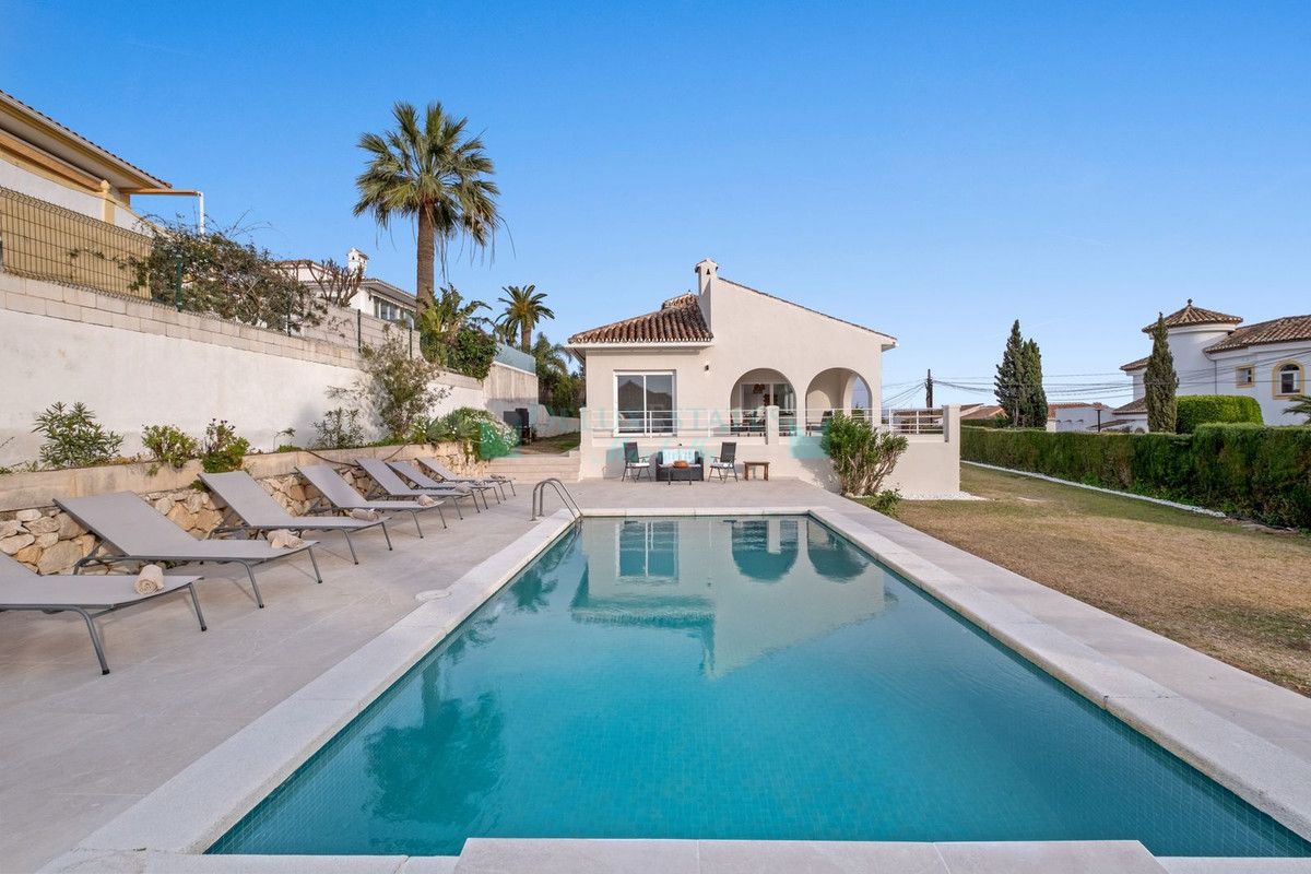 Villa for sale in Elviria, Marbella East