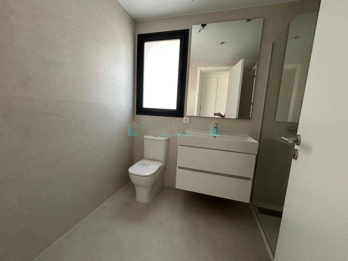 Apartment for sale in Selwo, Estepona