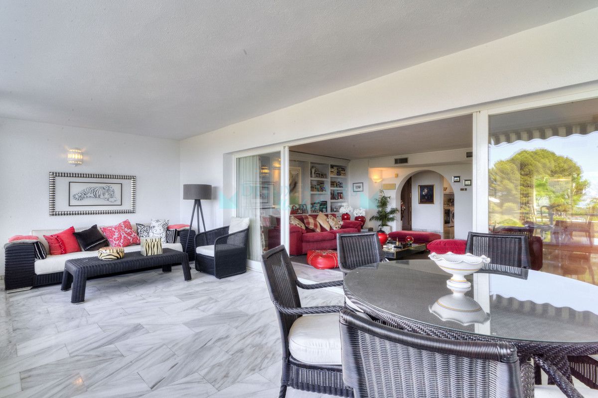 Apartment for sale in Torre Real, Marbella East