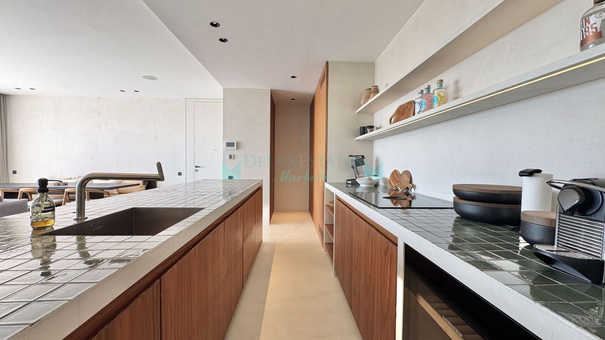 Apartment for sale in La Quinta, Benahavis