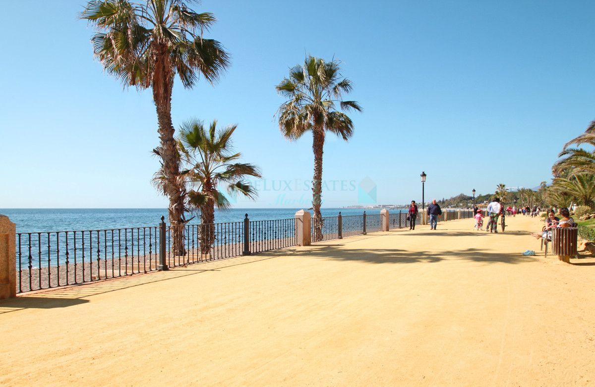 Villa for sale in Marbella Golden Mile