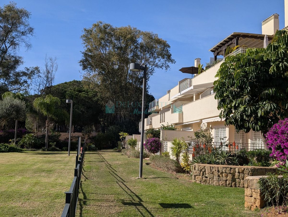 Apartment for sale in Elviria, Marbella East