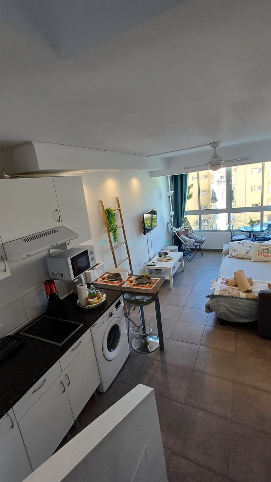 Studio for sale in Estepona