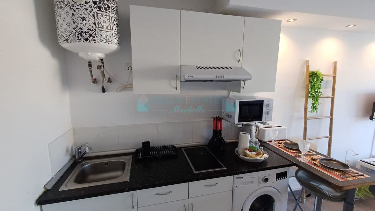 Studio for sale in Estepona