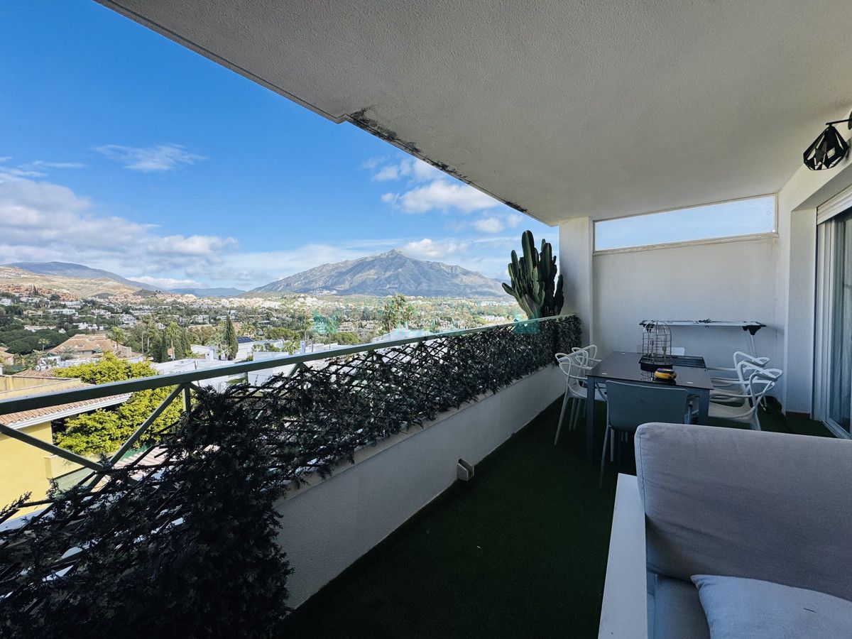 Apartment for rent in Nueva Andalucia
