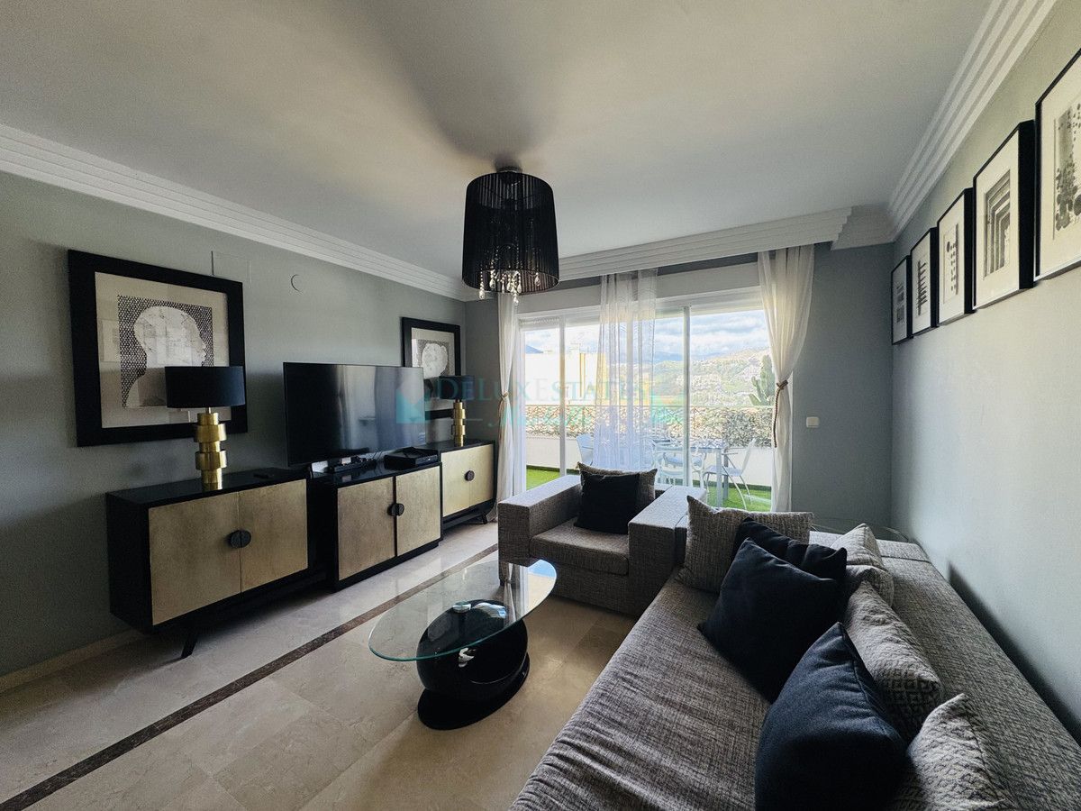 Apartment for rent in Nueva Andalucia