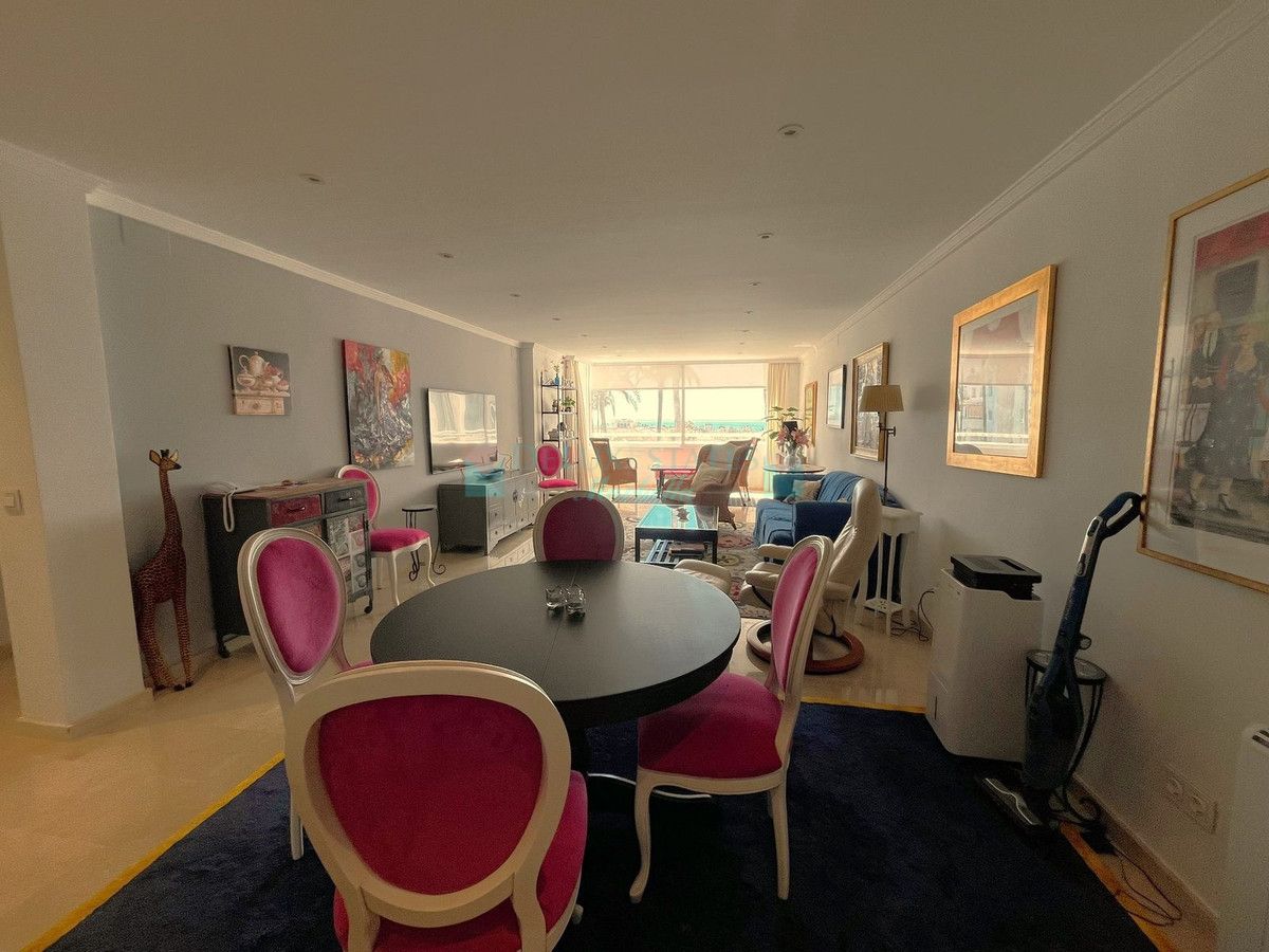 Apartamento en alquiler en Estepona