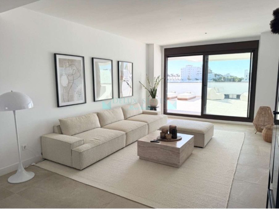 Apartment for sale in Estepona
