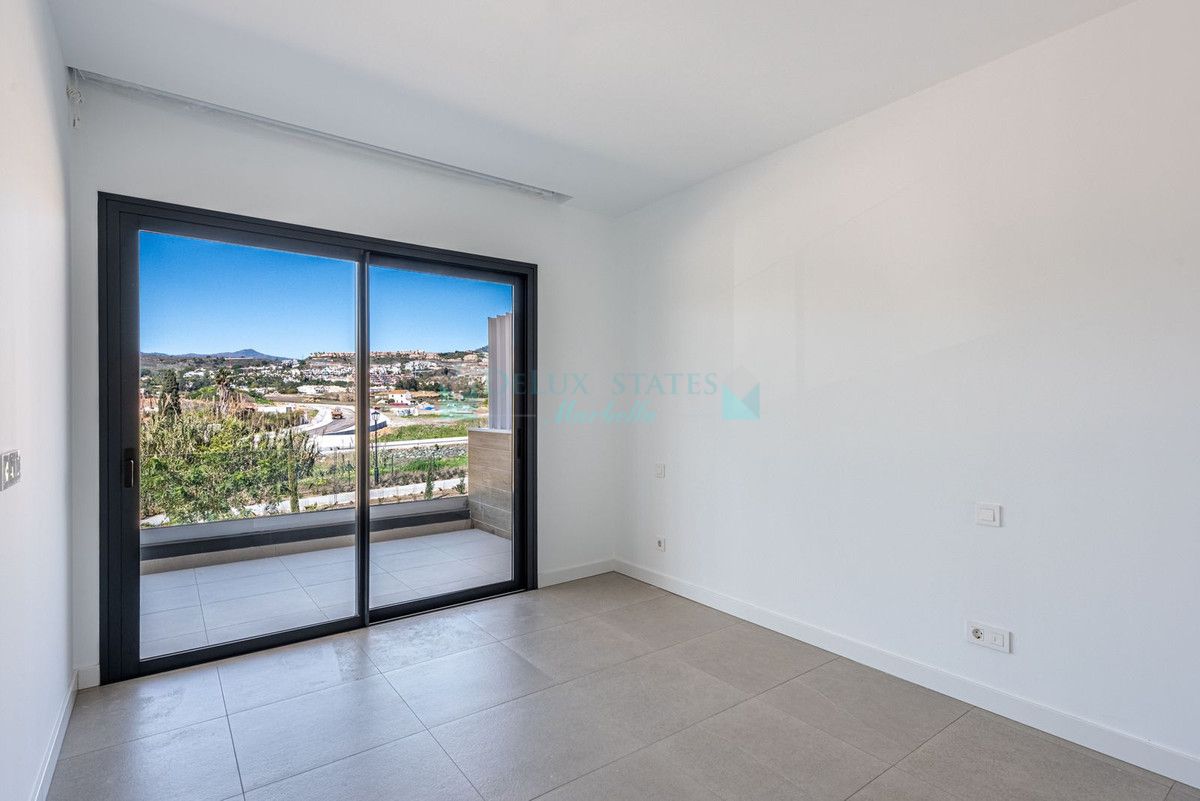 Semi Detached Villa for sale in Atalaya, Estepona