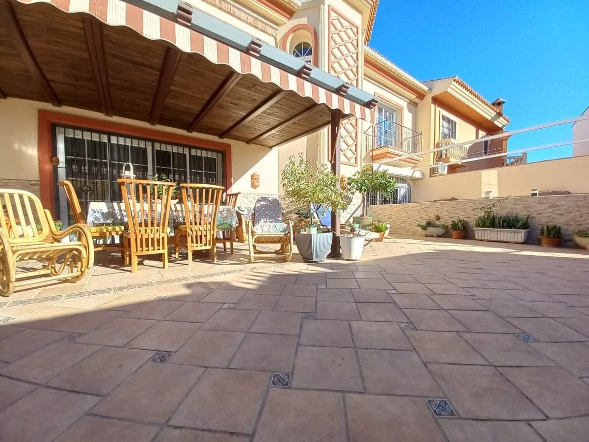 Semi Detached Villa for sale in San Pedro de Alcantara