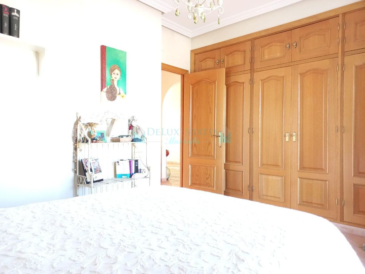 Semi Detached Villa for sale in San Pedro de Alcantara