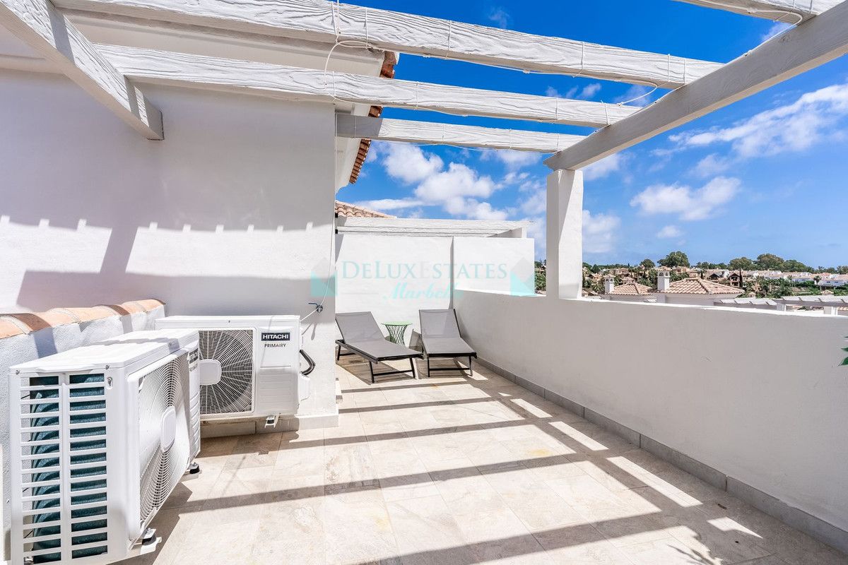 Town House for rent in El Paraiso, Estepona