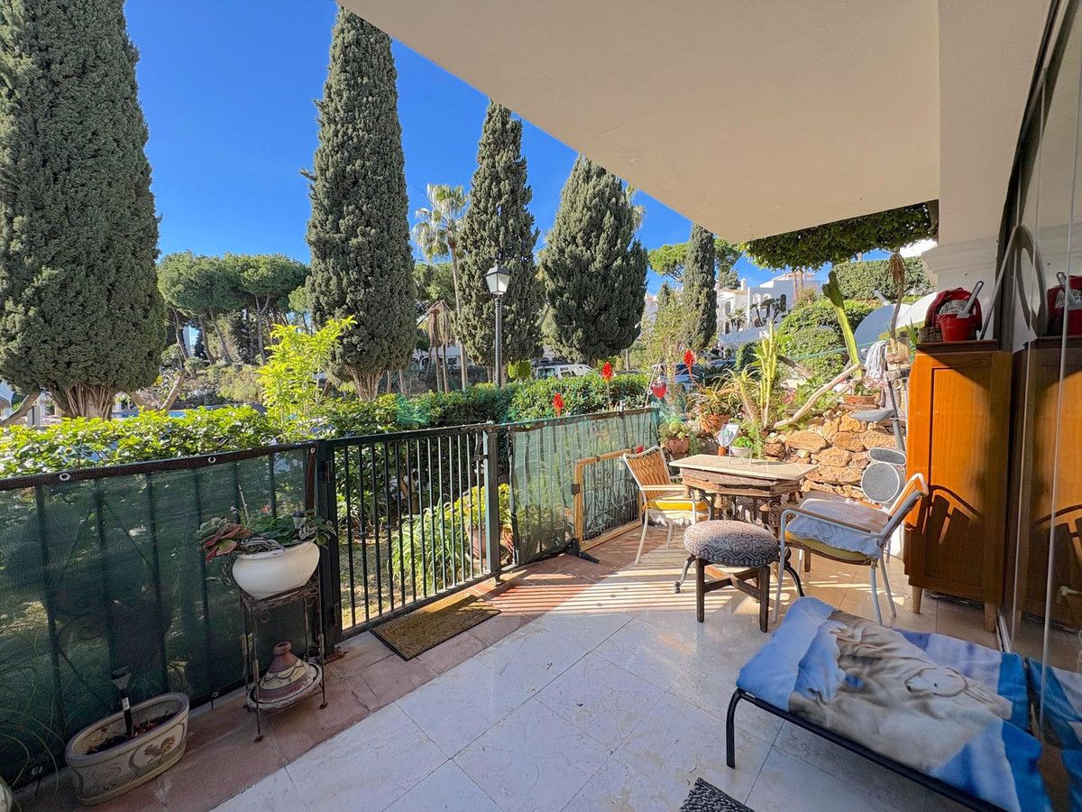 Ground Floor Apartment for sale in Marbella