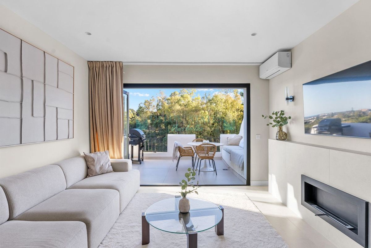 Apartment for sale in Benahavis