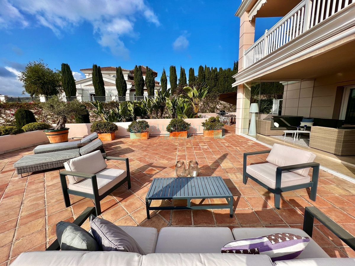 Ground Floor Apartment for sale in Los Flamingos, Benahavis