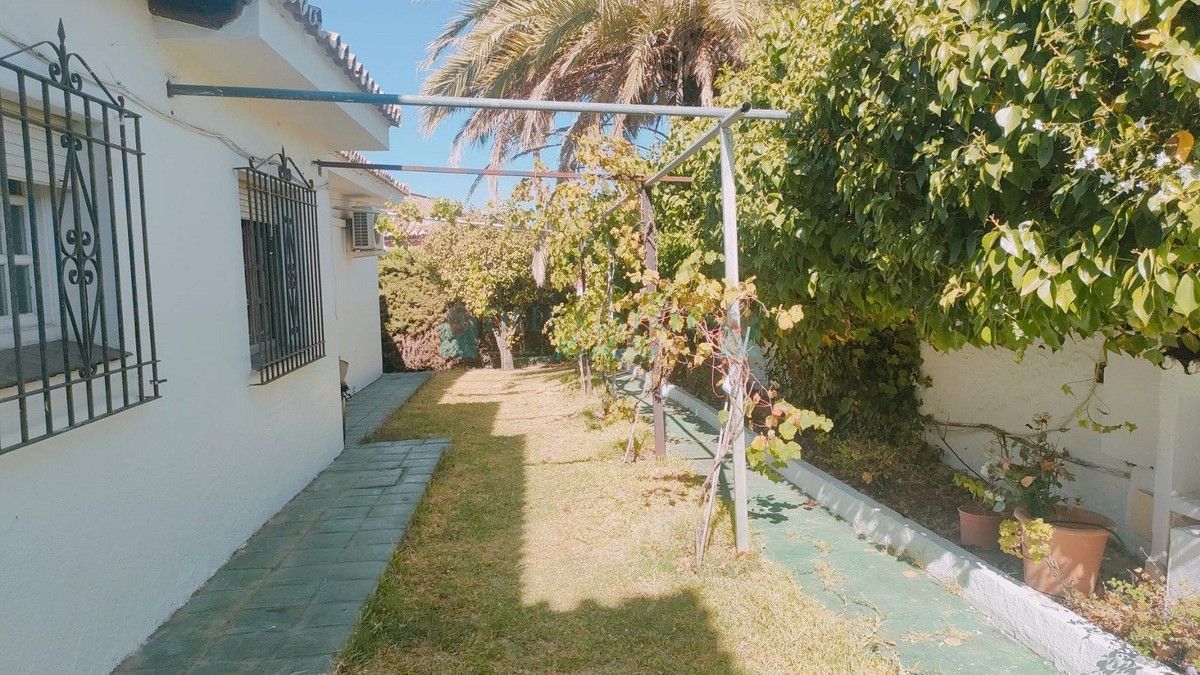 Villa for sale in Marbella