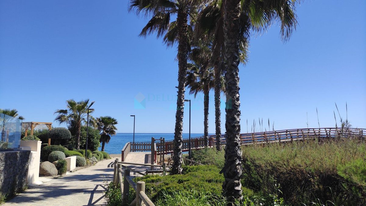 Penthouse for sale in Estepona