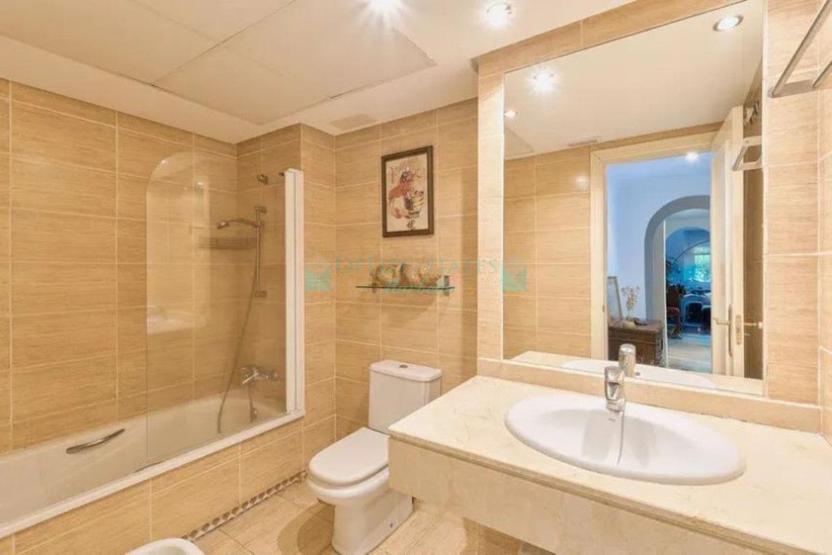 Ground Floor Apartment for sale in Marbella