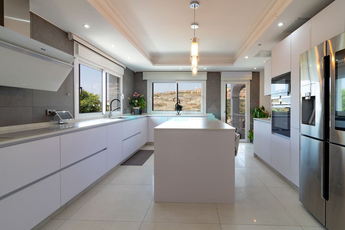 Villa en venta en Benahavis