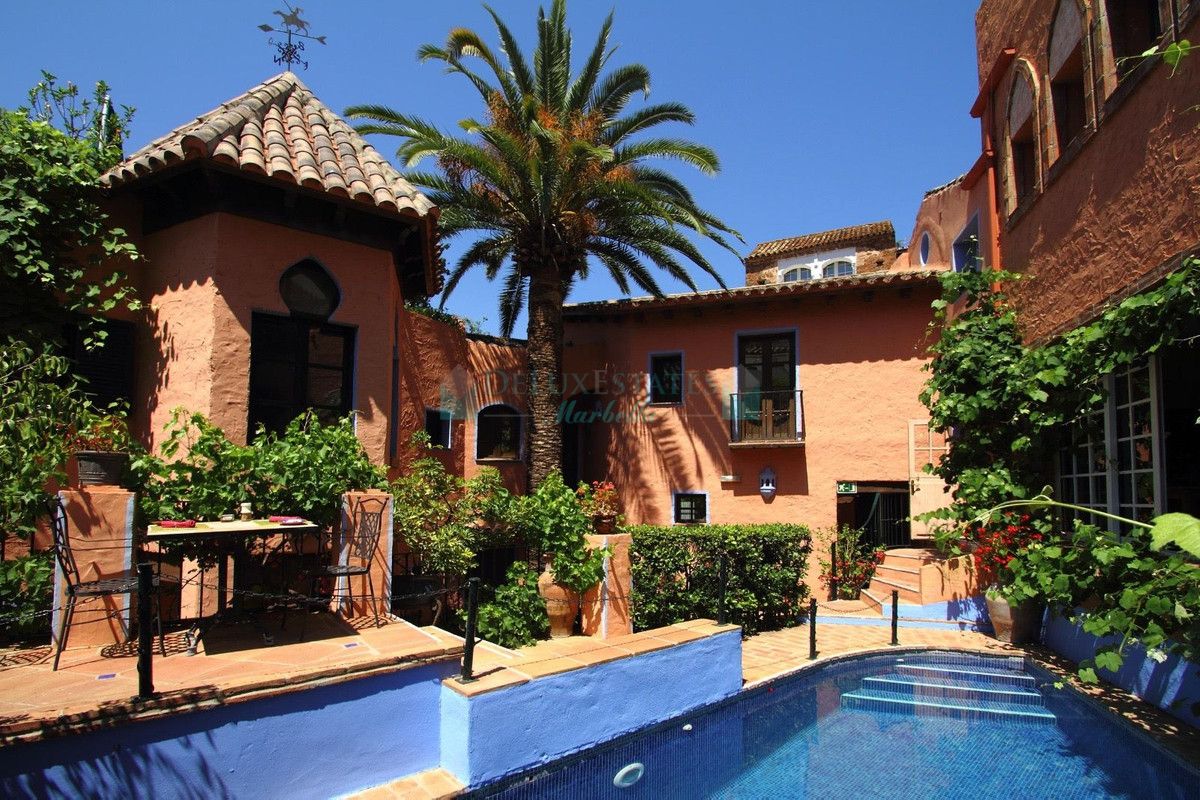 Hotel en venta en Benahavis