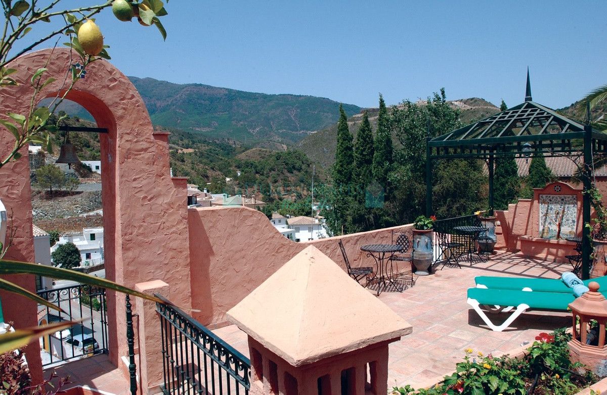 Hotel en venta en Benahavis