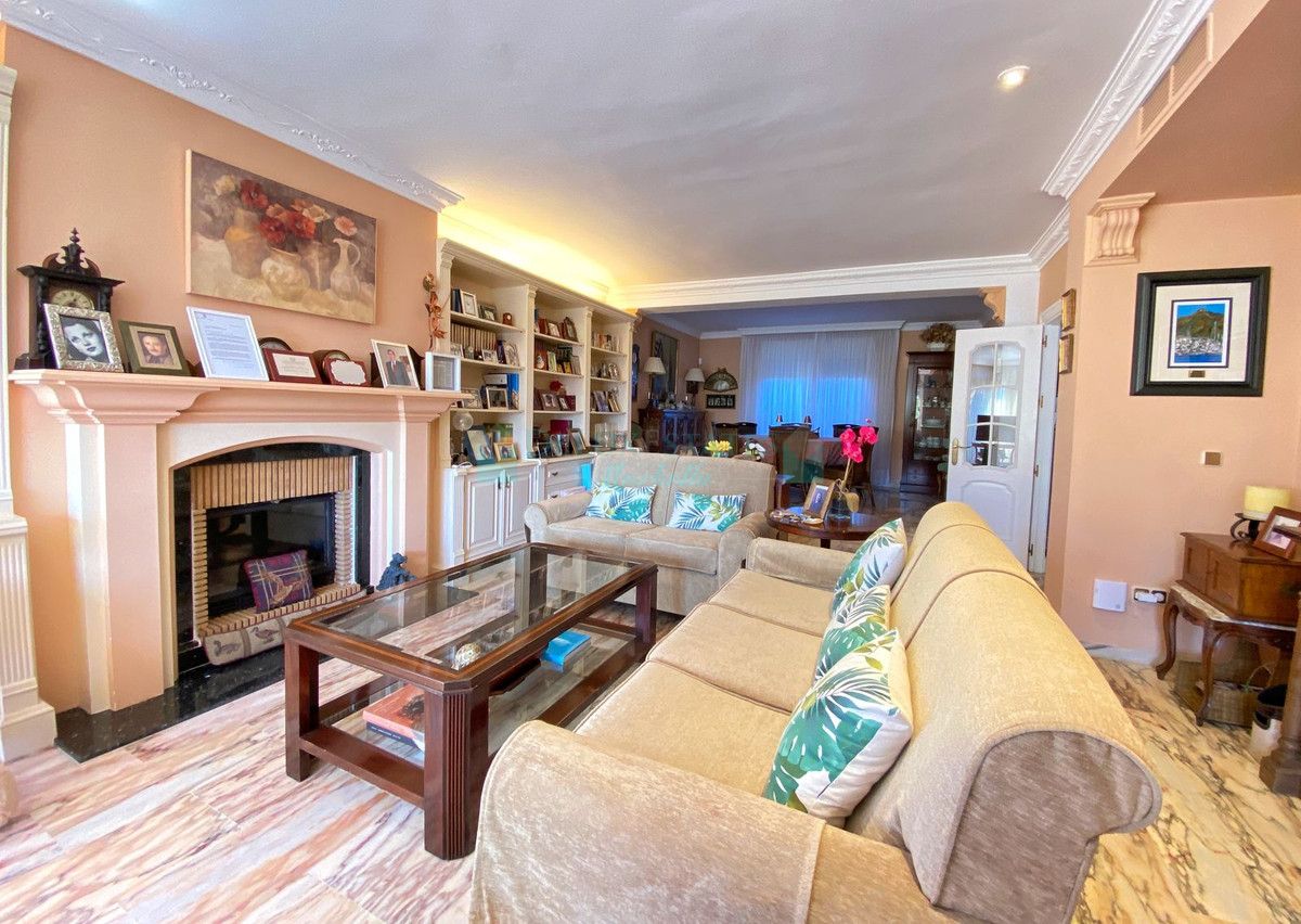 Villa for sale in Marbella