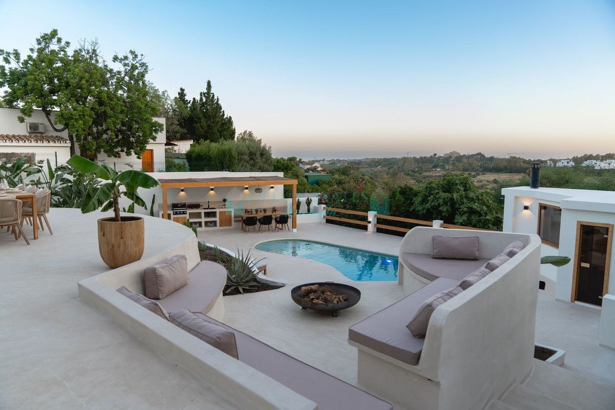 Villa for sale in Guadalmina Alta, San Pedro de Alcantara