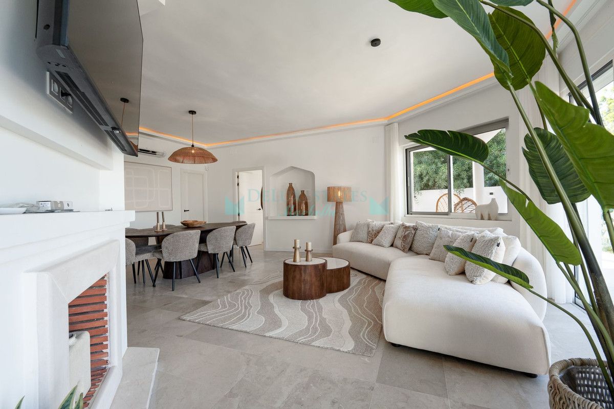 Villa for sale in Guadalmina Alta, San Pedro de Alcantara