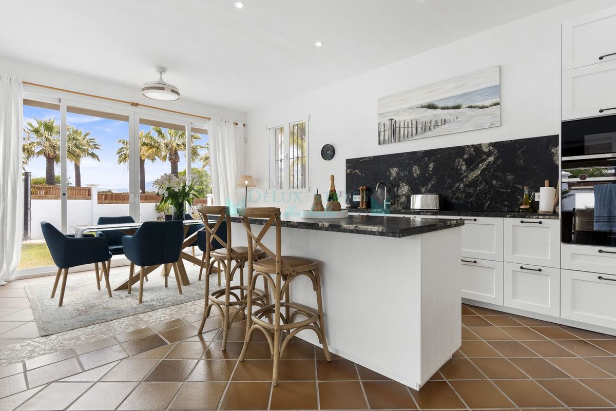 Villa for rent in Las Chapas, Marbella East