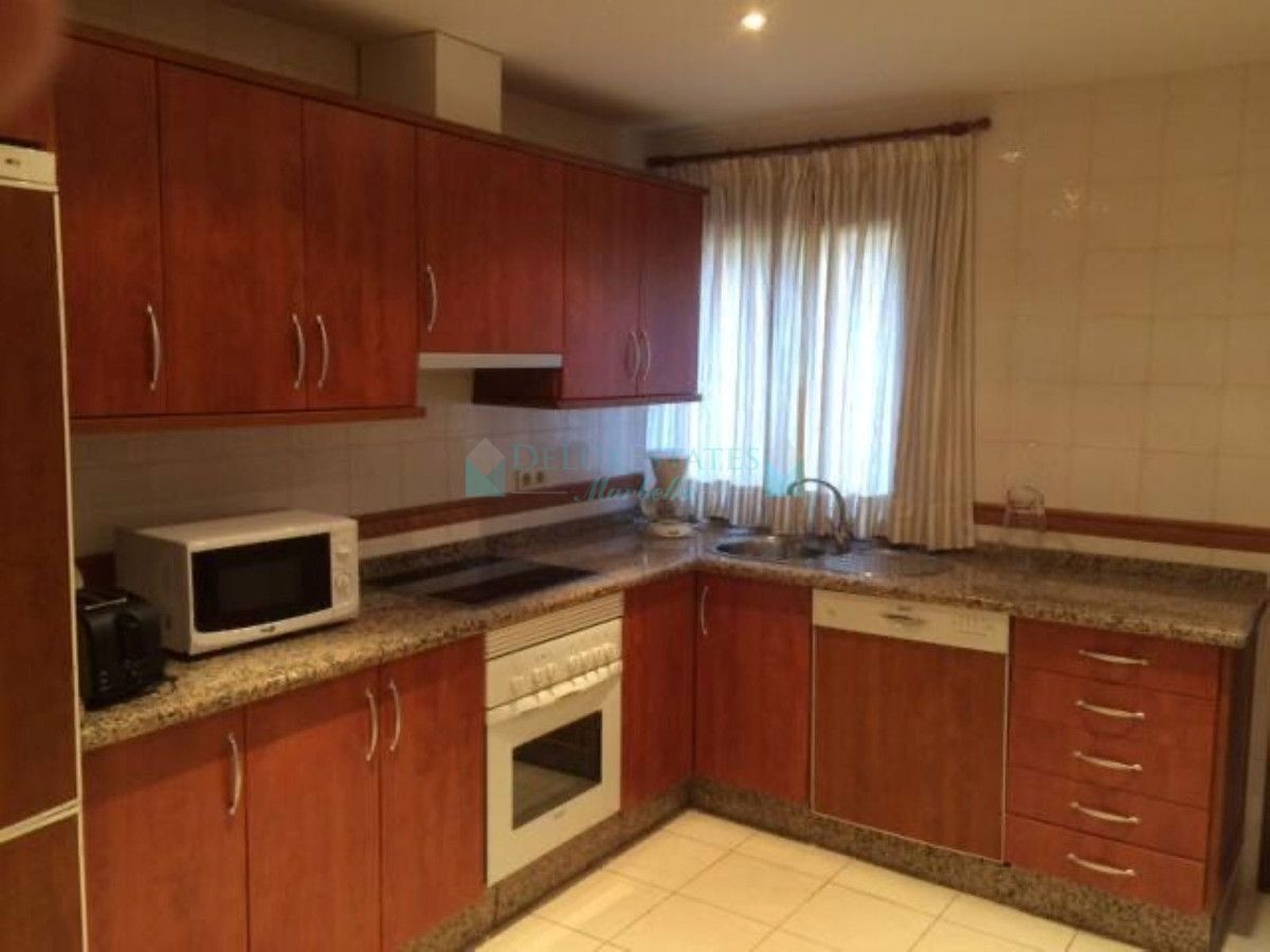 Ground Floor Apartment for rent in Nueva Andalucia