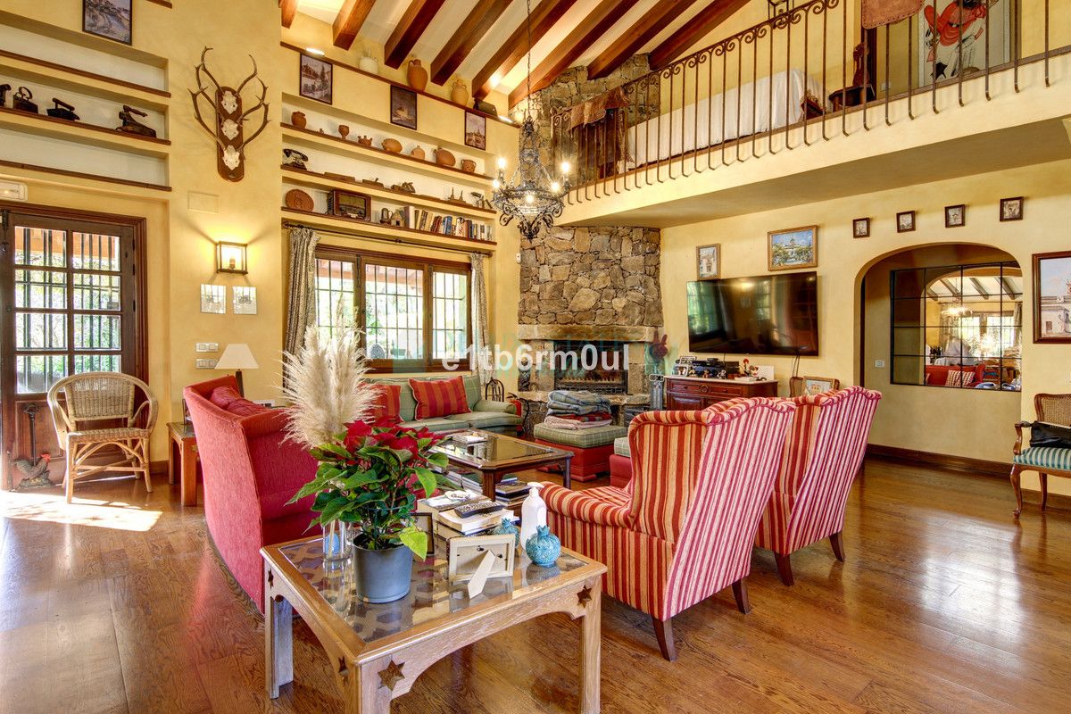 Finca for sale in Ojen