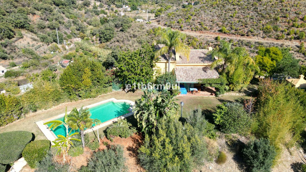 Finca for sale in Ojen
