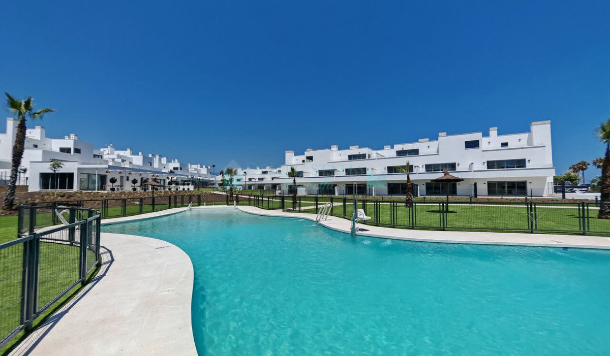 Apartamento en alquiler en Bel Air, Estepona