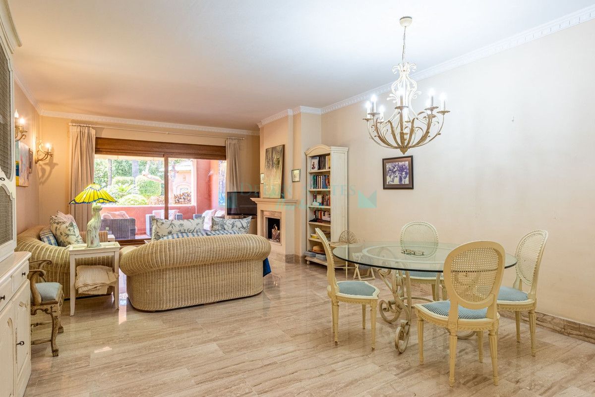 Apartamento Planta Baja en venta en Guadalmina Baja, San Pedro de Alcantara