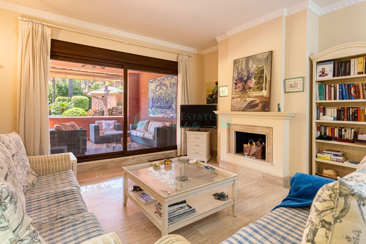 Apartamento Planta Baja en venta en Guadalmina Baja, San Pedro de Alcantara