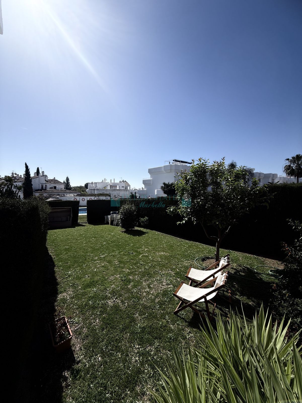 Ground Floor Apartment for sale in El Paraiso, Estepona