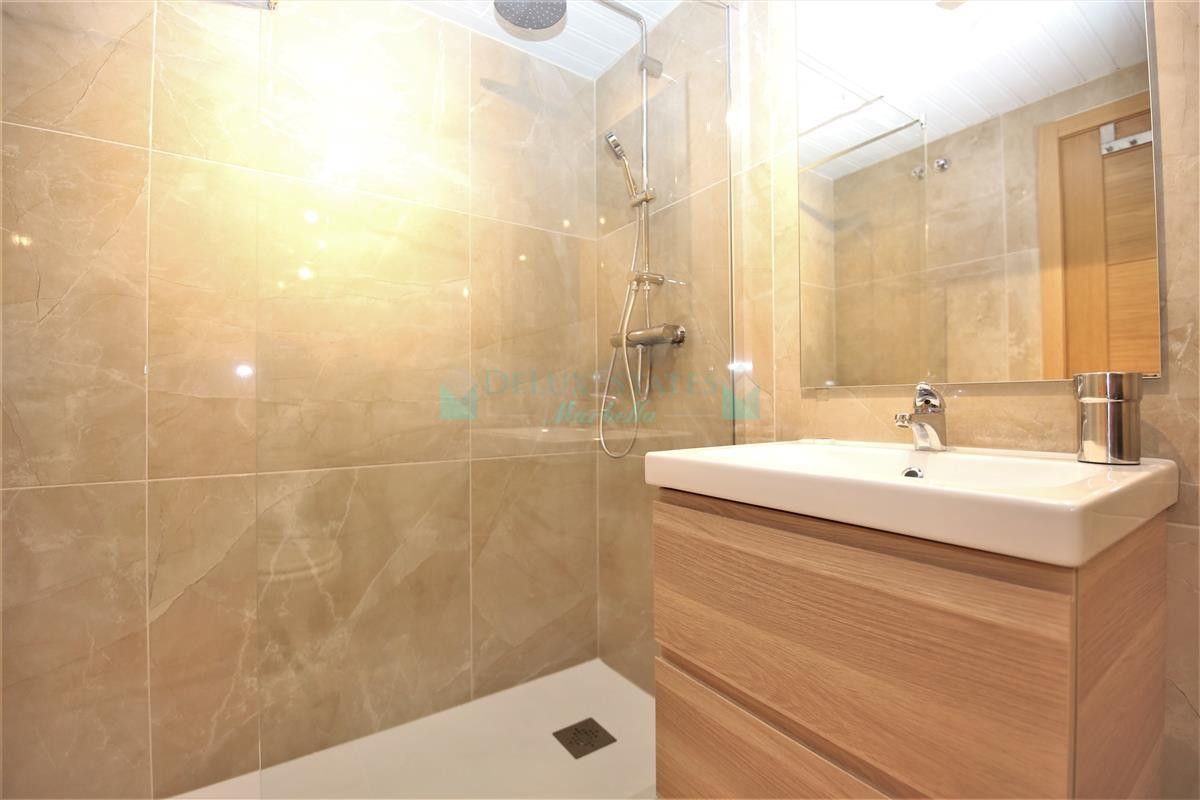 Apartment for rent in Estepona