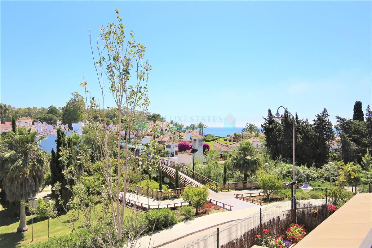 Apartment for rent in Estepona