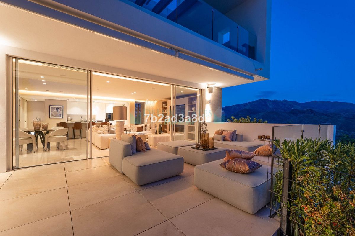 Ground Floor Apartment for sale in Ojen