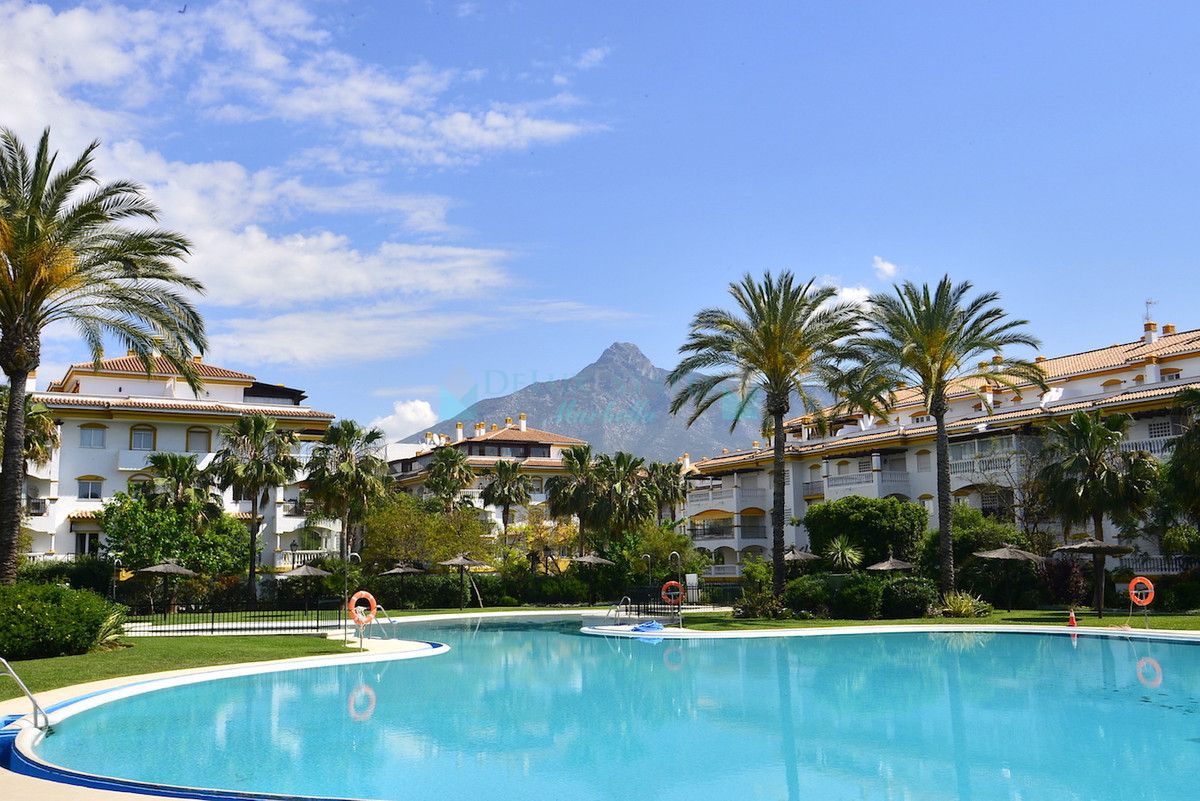Apartment for rent in Nueva Andalucia