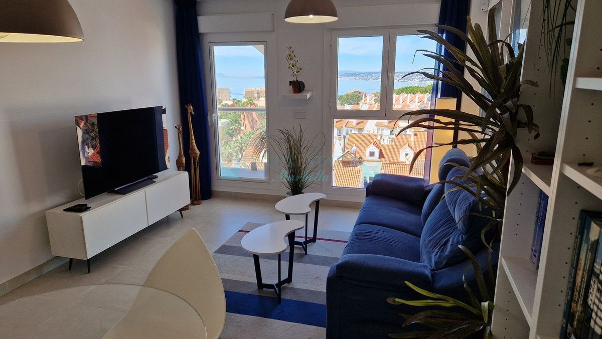 Penthouse for sale in Estepona