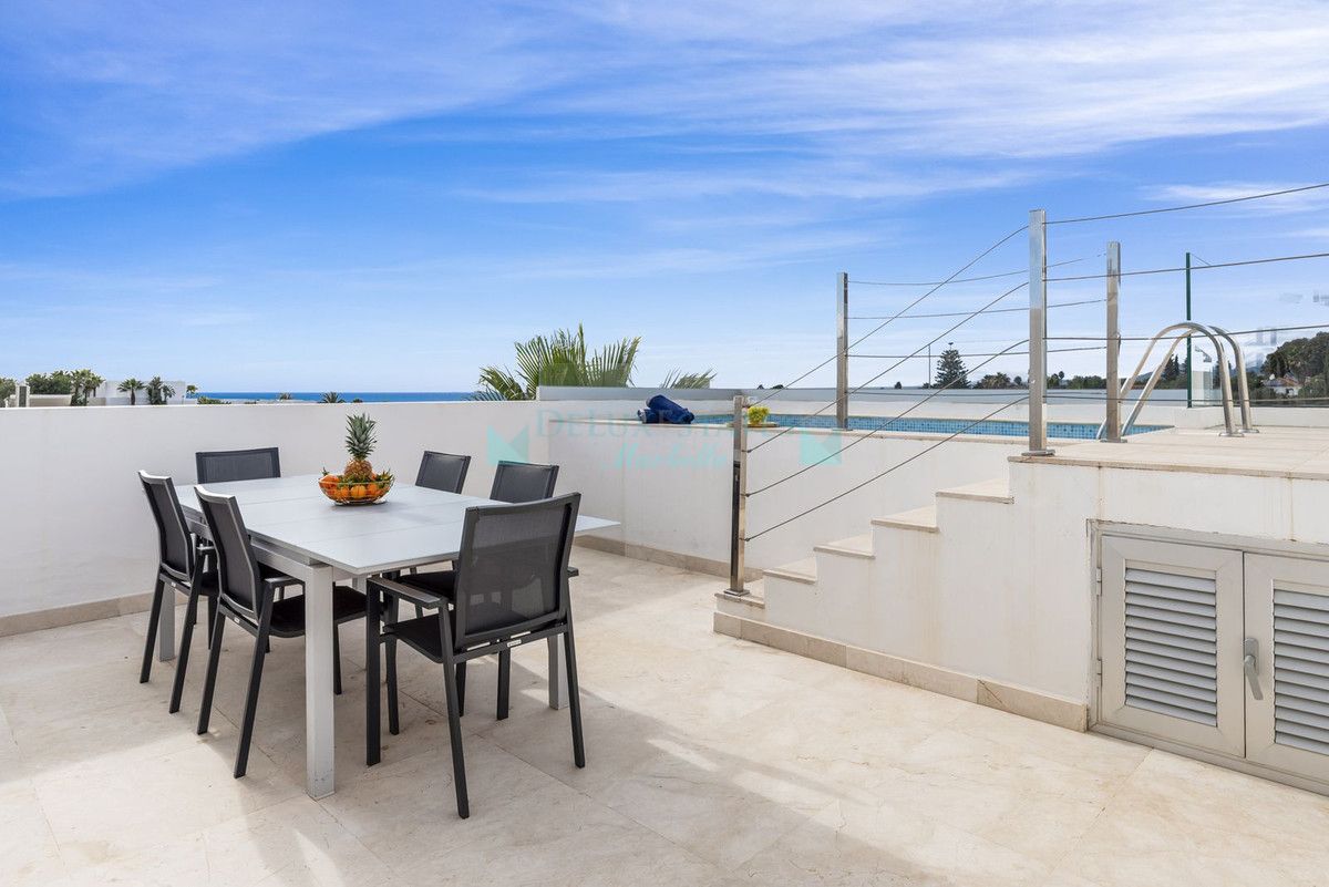 Town House for rent in Rio Real, Marbella East