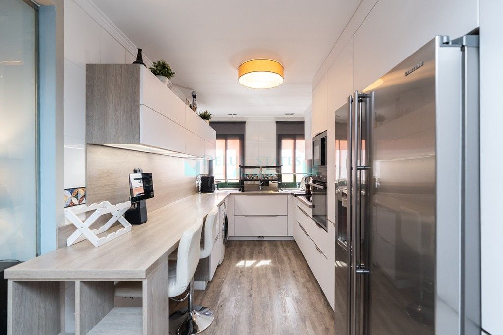 Apartment for sale in Elviria, Marbella East