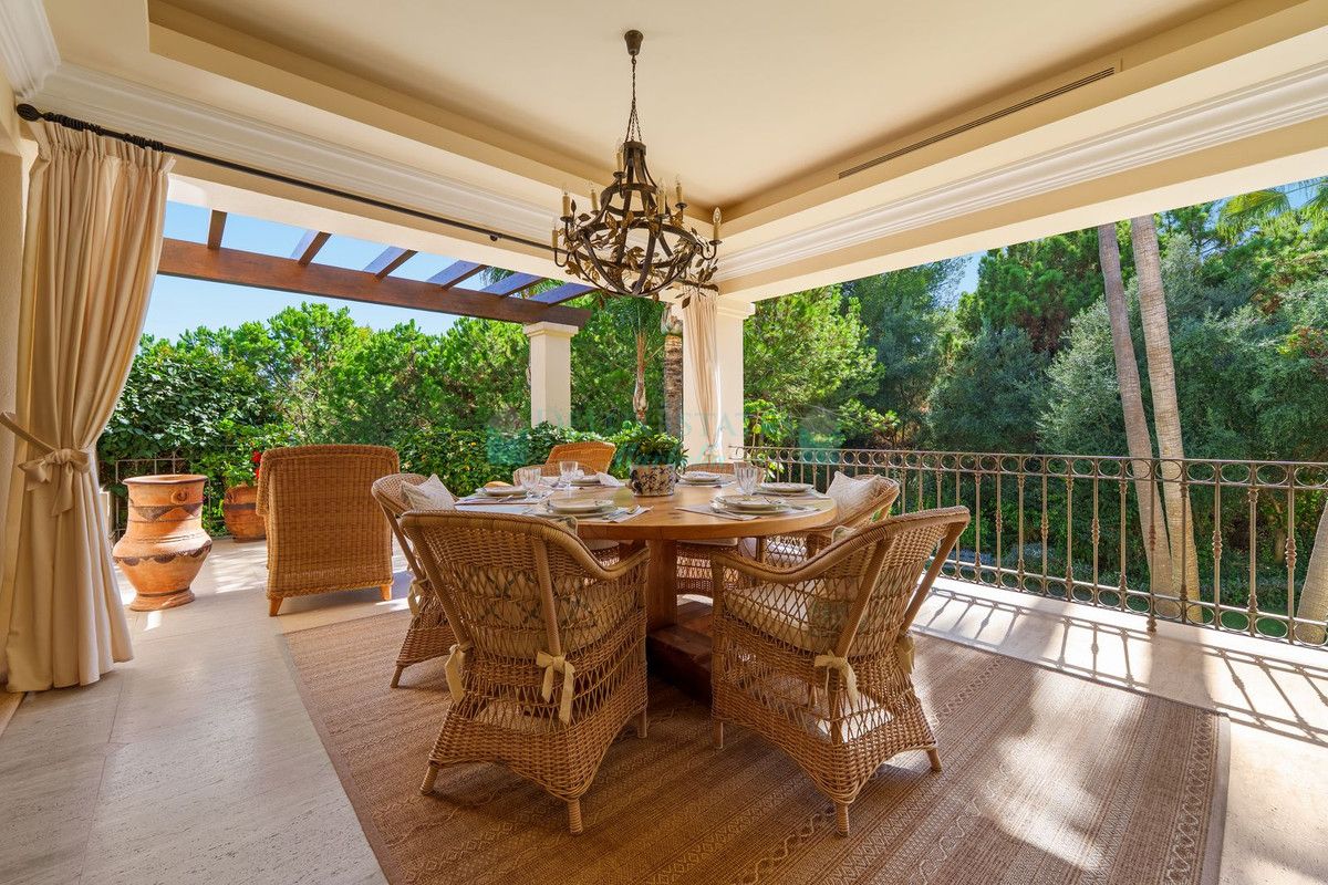 Villa for sale in Marbella Golden Mile
