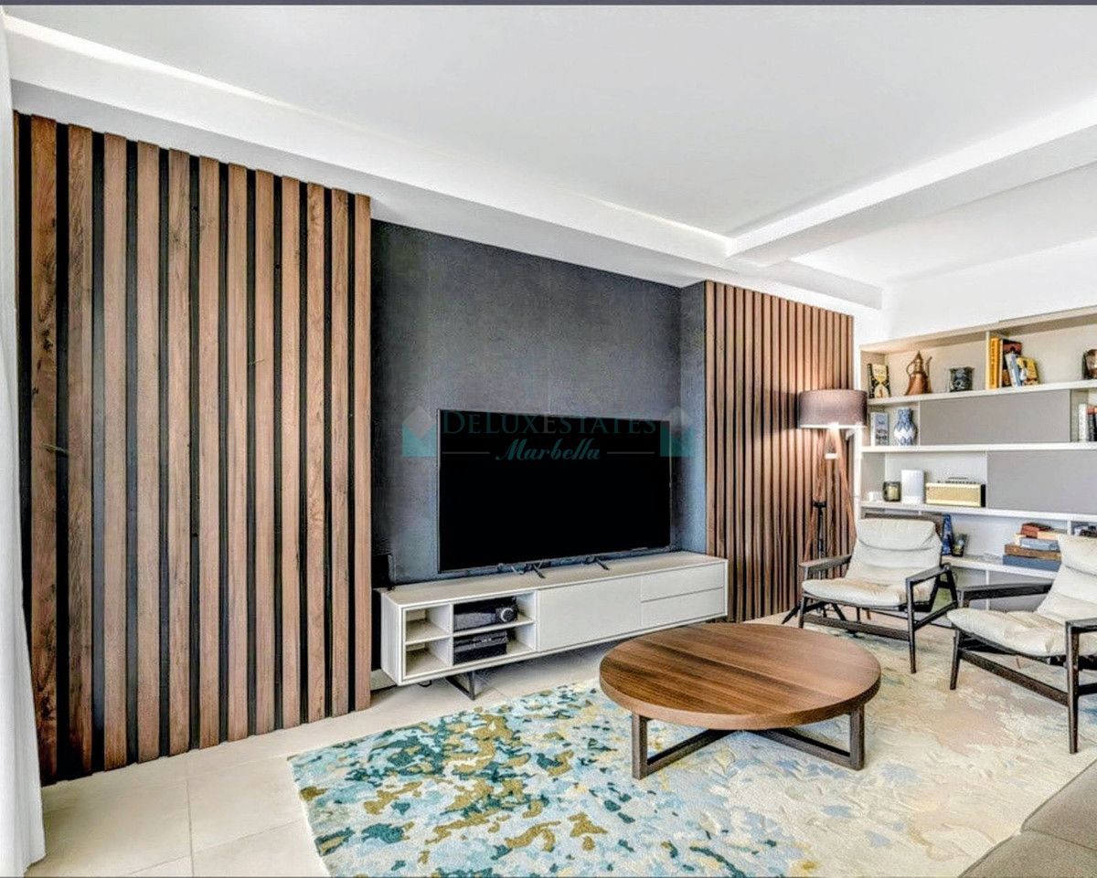 Penthouse for sale in Los Altos de los Monteros, Marbella East