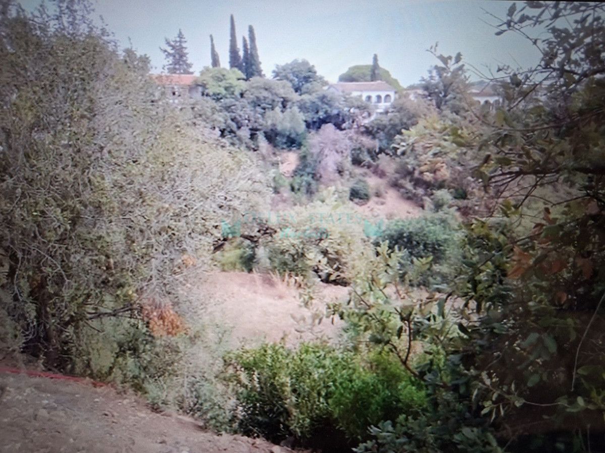 Residential Plot for sale in Elviria, Marbella East