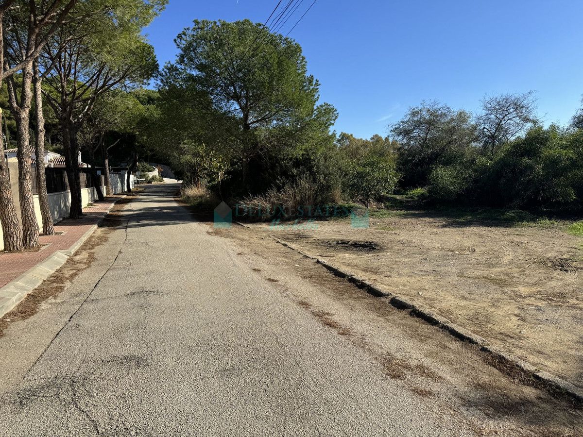 Residential Plot for sale in Elviria, Marbella East