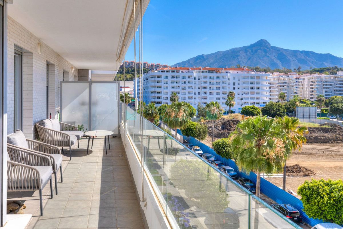 Apartamento en venta en Nueva Andalucia