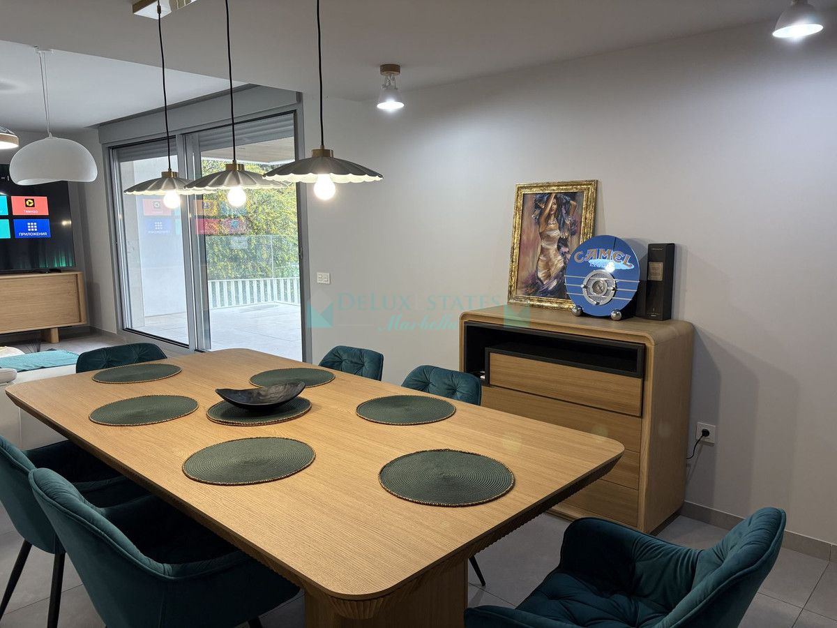 Ground Floor Apartment for sale in Elviria, Marbella East